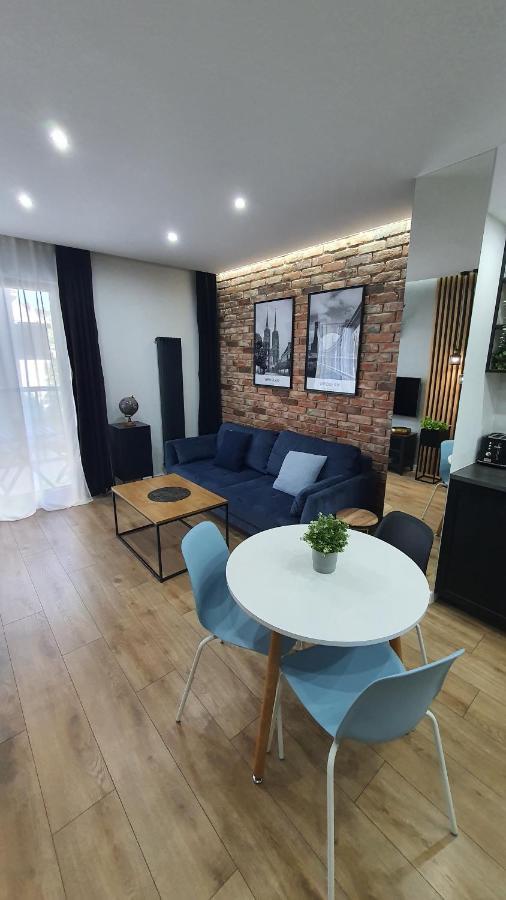 Apartament Midnight Blue วรอตซวาฟ ภายนอก รูปภาพ